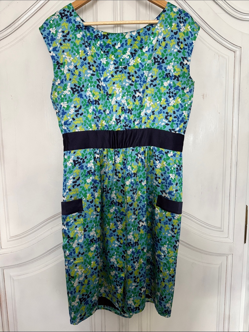 Lilly Pulitzer 100% Silk Floral Dress Blue Green Coastal Chic Luxury Preppy 8